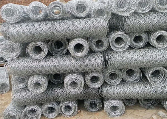 I canestri rivestiti di plastica della roccia fissano i fori di Mesh Chicken Wire With Small