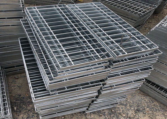 Q235 ha dentellato la piattaforma stridente d'acciaio galvanizzata 65x5mm della immersione calda