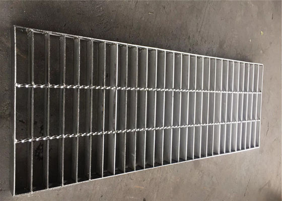 La tela ha saldato l'acciaio che gratta la piattaforma di costruzione galvanizzata 50x5mm