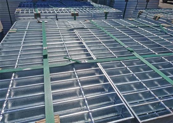 Il drenaggio della strada privata del acciaio al carbonio della prova di scivolo gratta il passaggio pedonale del pavimento di 65x5mm