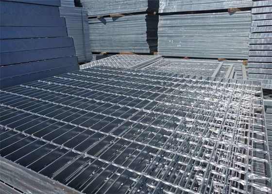 La immersione calda dello stabilimento chimico ha galvanizzato l'acciaio che gratta lo strato seghettato 1m