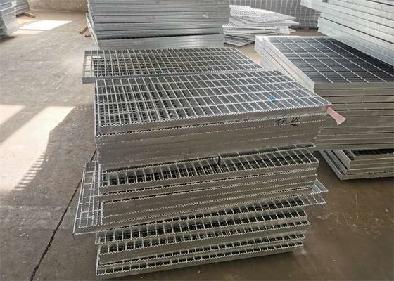 La strada privata d'acciaio galvanizzata dentata gratta grattare 6063 di alluminio per lo scolo dello stadio