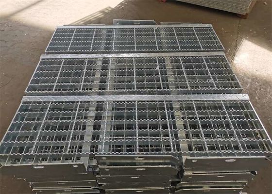 Industriale della piattaforma pedata 5mm stridenti d'acciaio spessi per il ponte ferroviario