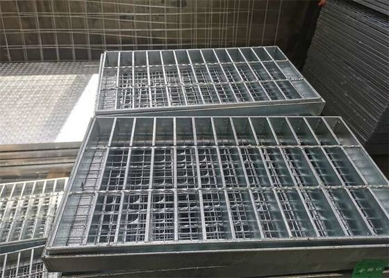 Stile seghettato 60mm stridente d'acciaio galvanizzato delle pedate della immersione calda