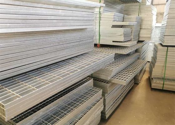 Larghezza d'acciaio della grata 1250mm della strada privata di anti corrosione per gli stabilimenti chimici