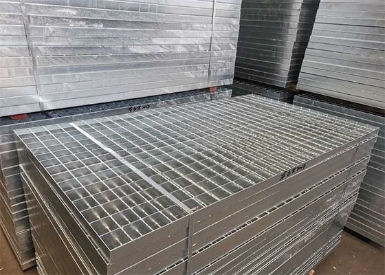 La strada privata d'acciaio di colore d'argento ISO9001 gratta la grata per la cavalcavia della strada