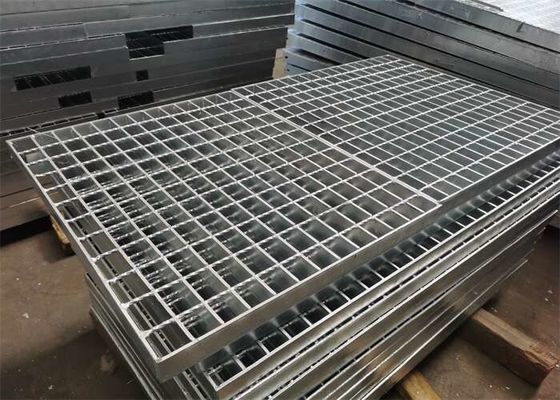 La strada privata galvanizzata prova di scivolo Q235 gratta la struttura leggera 32x5mm