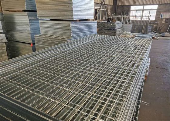 La strada privata d'acciaio del parcheggio Q195 gratta il tipo di I seghettato grattare