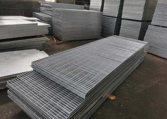 Resistenti galvanizzati vuotano le grate del passaggio pedonale di acciaio inossidabile della griglia 50mm
