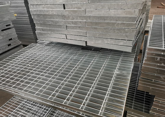 La strada municipale Q235 galvanizzata vuota la griglia