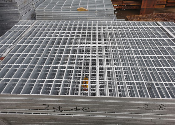 Acciaio a basso tenore di carbonio galvanizzato drenaggio della griglia Q345 dello scolo del ponte della costruzione