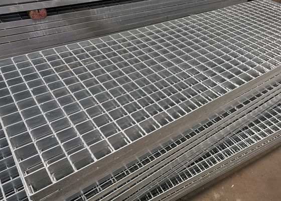 La strada municipale Q235 galvanizzata vuota la griglia