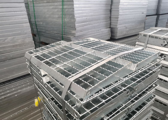Maglia del passaggio pedonale galvanizzata prova stridente d'acciaio ad alta resistenza di scivolo della piattaforma 100mm