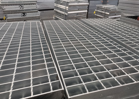 Grata d'acciaio galvanizzata seghettata della immersione calda di 30*100mm ad alta resistenza