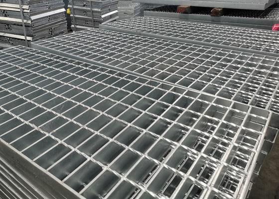 Non slitti la immersione calda Q345 ha galvanizzato la grata d'acciaio per la pavimentazione del ponte